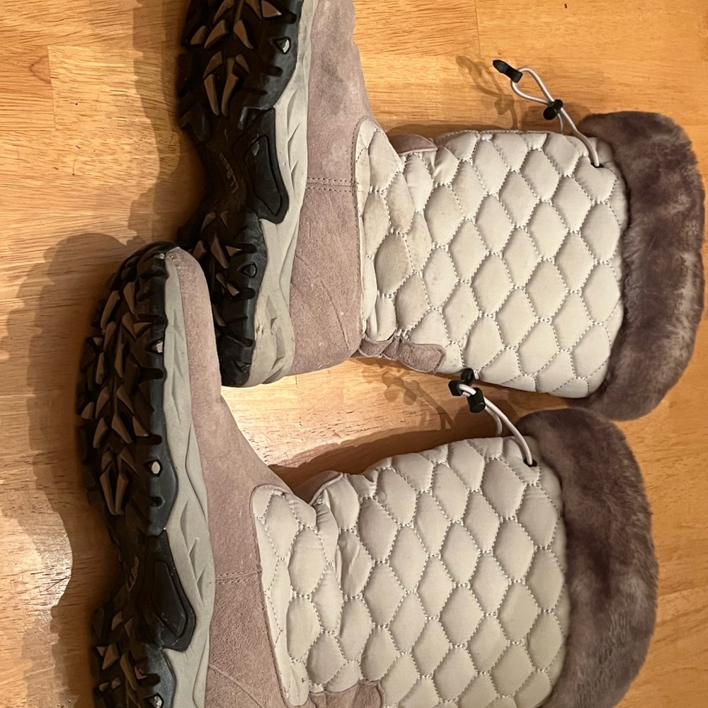 Women's Quilted L.L. Bean Winter Boots - Picture 5 of 11